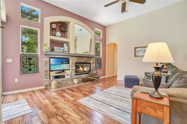 1942 WILLOW WOOD DR, Kissimmee, FL 34746