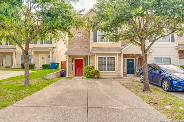 4157 ST CHARLES BAY, San Antonio, TX 78229-2085