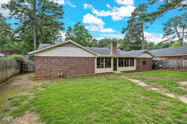 304 Ellerbe Ridge Drive, Shreveport, LA 71106