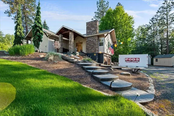 2610 E View Ln, Colbert, WA 99005