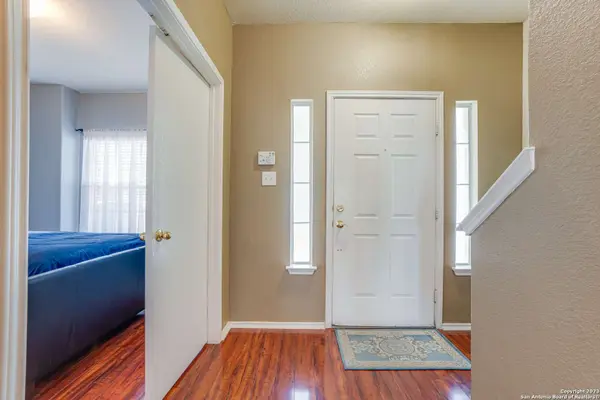 4157 ST CHARLES BAY, San Antonio, TX 78229-2085