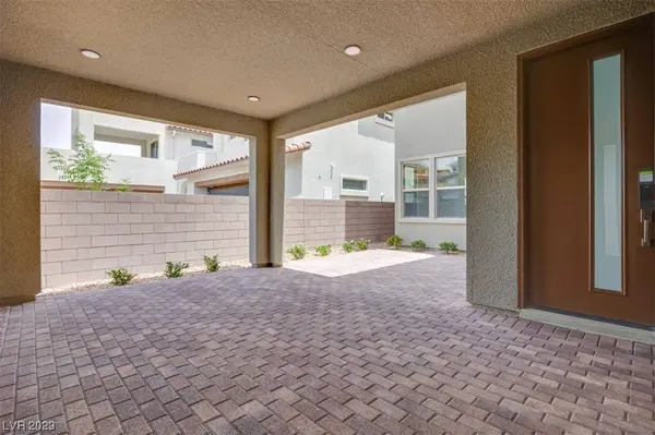 448 Cascade Heights Avenue, Las Vegas, NV 89138