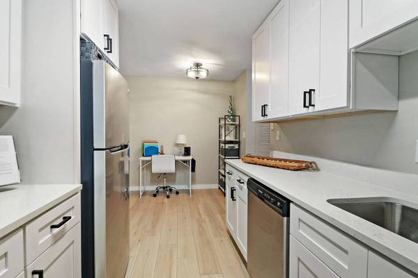 7428 Clarendon CT #1, Fox Lake, IL 60020