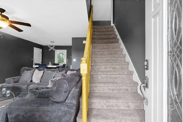 1172 Kendall Dr, Clarksville, TN 37042