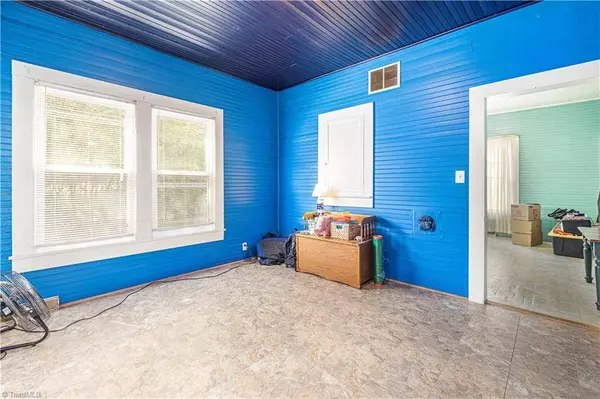 2860 Hickory Tree RD, Winston Salem, NC 27127