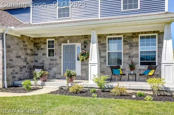 13052 MONINGTON Court, Fenton, MI 48430