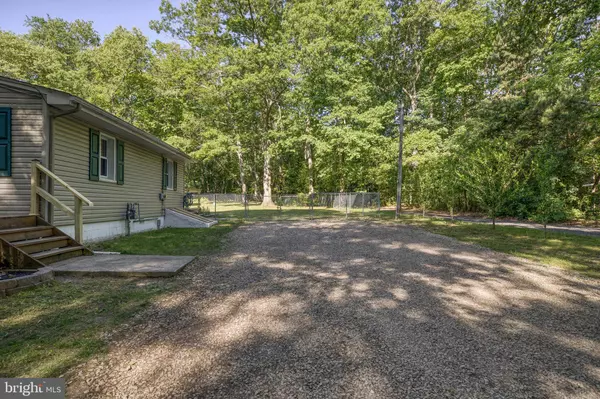 133 CROW POND RD, Pittsgrove, NJ 08318