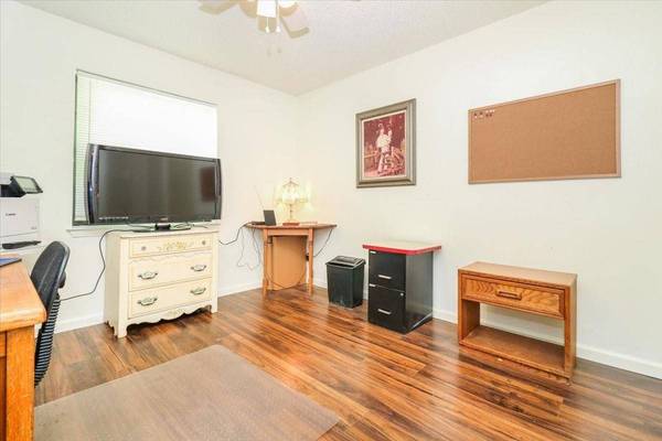 321 Cannon Drive, Hurst, TX 76054