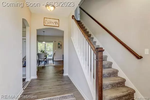 13052 MONINGTON Court, Fenton, MI 48430