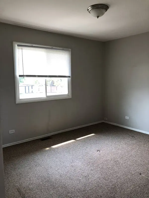 17731 Yale Lane, Country Club Hills, IL 60478
