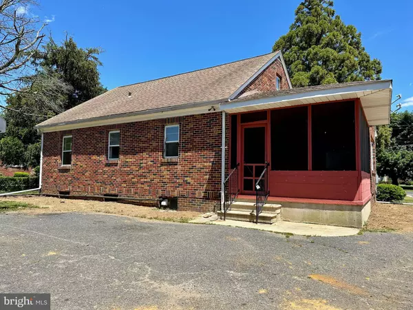 602 S BREWSTER RD, Vineland, NJ 08360