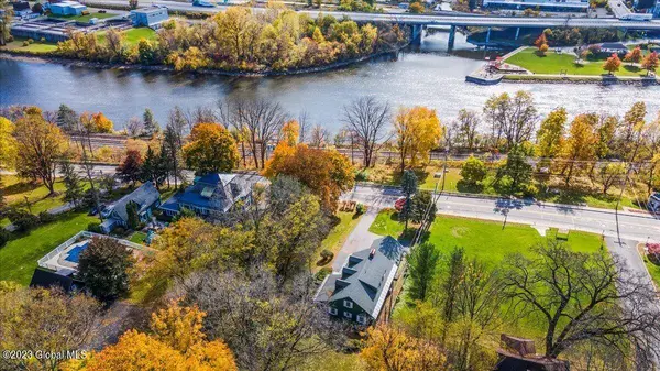 29 E Grand Street, Palatine Bridge, NY 13428