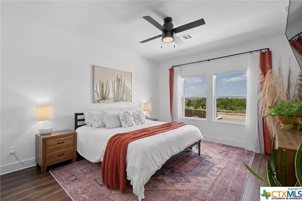 17720 Zinfandel Drive, Pflugerville, TX 78660