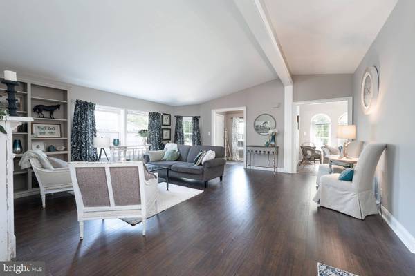 261 COUNTRYSIDE CIR, New Hope, PA 18938