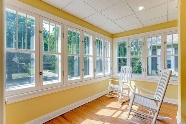 5049 Woodlawn BLVD, Minneapolis, MN 55417