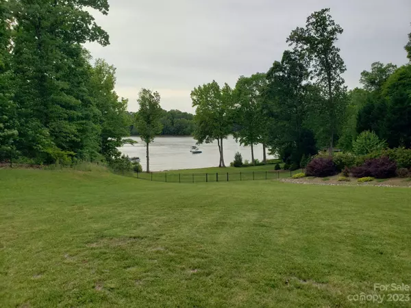 330 Waters RD, Salisbury, NC 28146