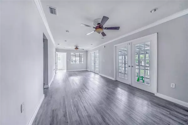 2007 BATES AVE, Eustis, FL 32726