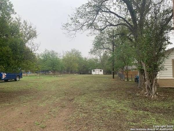 801 Quinlan St, Kerrville, TX 78028