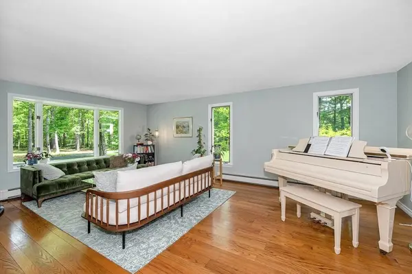 221 Malden St, West Boylston, MA 01583