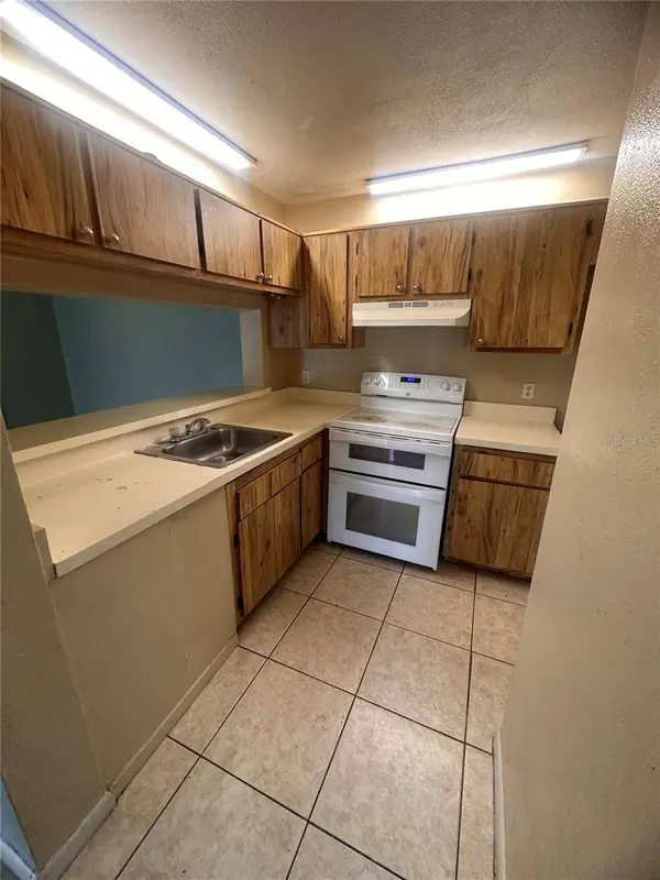 5213 VIA HACIENDA CIR #B308, Orlando, FL 32839