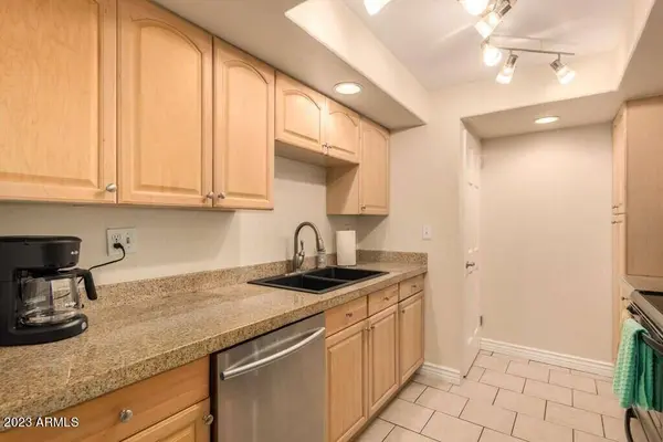 10444 N 69TH Street #217, Paradise Valley, AZ 85253