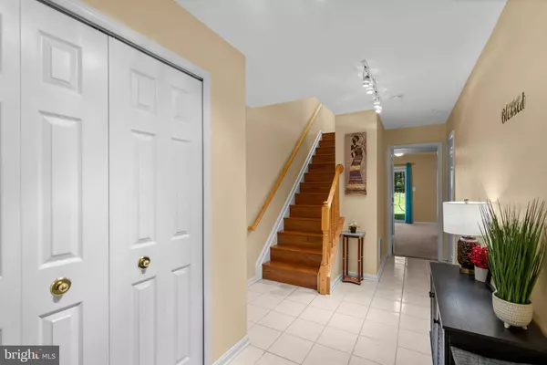 11912 WHITE HEATHER, Cockeysville, MD 21030