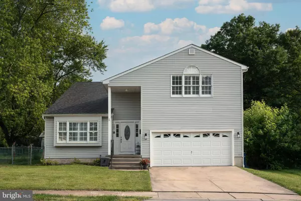 707 W EARL AVE, Somerdale, NJ 08083