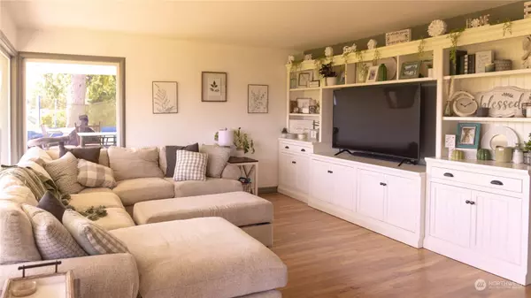 1290 Bel Aire AVE, Aberdeen, WA 98520