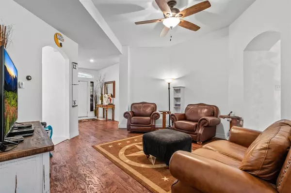 10005 Maple Drive, Providence Village, TX 76227