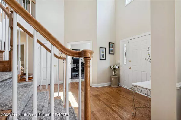 54 Country View Drive, Freehold, NJ 07728