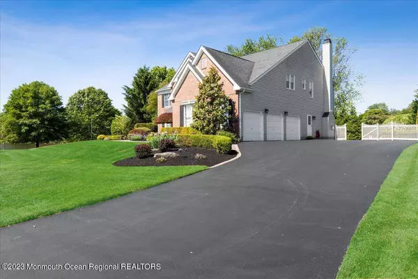 54 Country View Drive, Freehold, NJ 07728