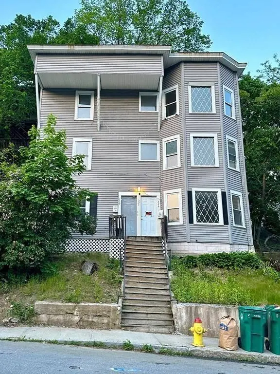 326-330 Elm St, Fitchburg, MA 01420