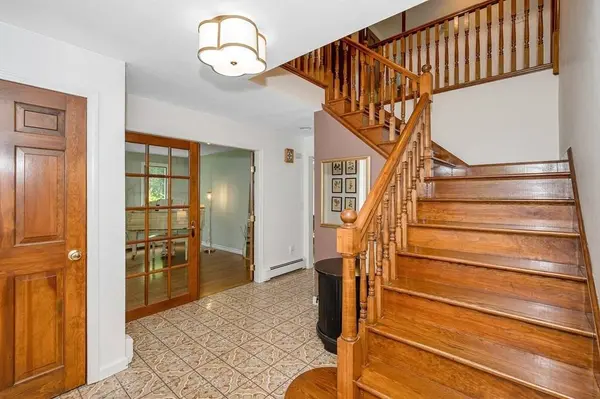 221 Malden St, West Boylston, MA 01583