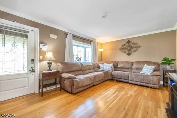 459 Mount Prospect Ave, Clifton City, NJ 07012