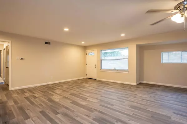 411 Bella Drive, Garland, TX 75040