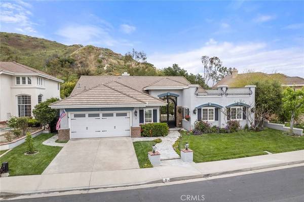 3 Calle Cabrillo, Lake Forest, CA 92610