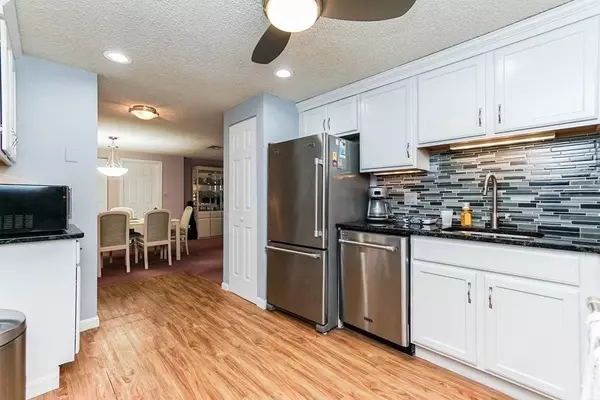 8 9th St #209, Medford, MA 02155