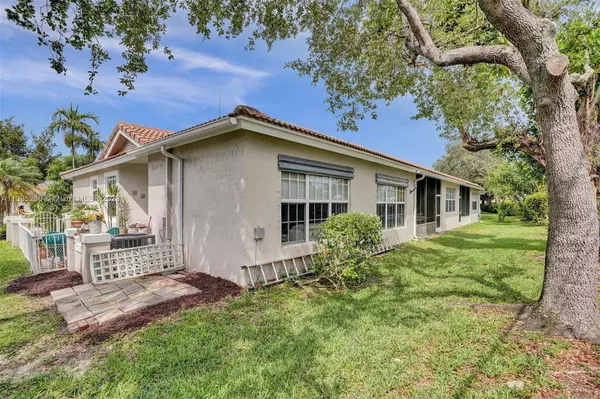 2410 Aragon Blvd #3, Sunrise, FL 33322