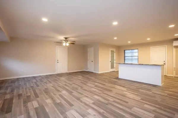 411 Bella Drive, Garland, TX 75040