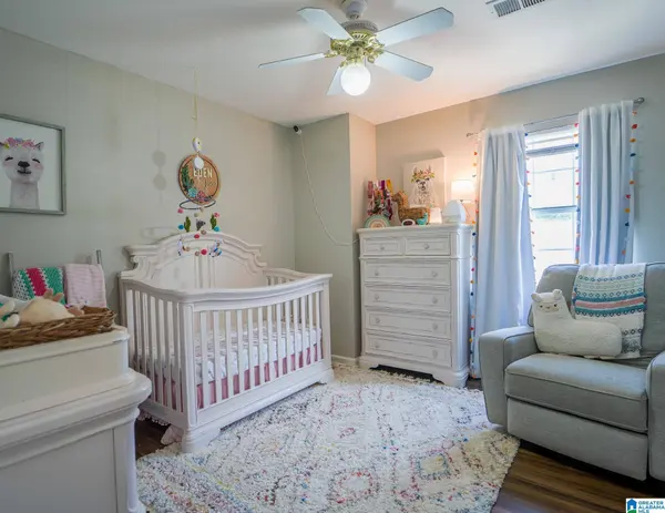 615 3RD STREET NE, Alabaster, AL 35007