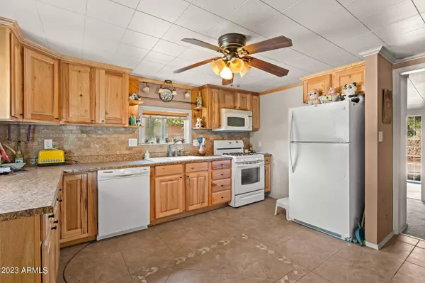 22570 S STONE Way, Yarnell, AZ 85362