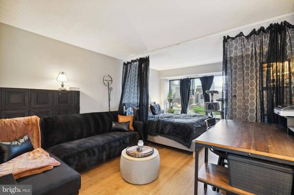 2001 HAMILTON ST #1722, Philadelphia, PA 19130