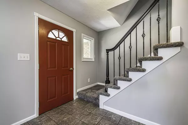 229 Luray NW Avenue, Grand Rapids, MI 49504