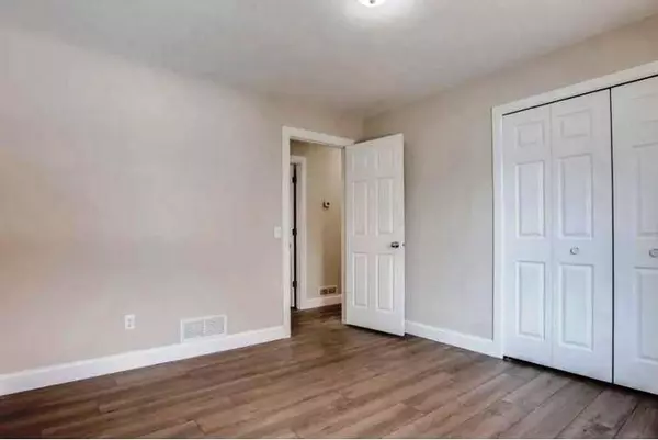 4 Pinto LN SE, Isanti, MN 55040