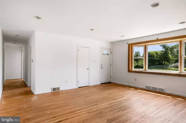 29 DEER POND BLVD, Atco, NJ 08004