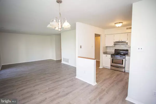 65 SANDRA RD, Voorhees, NJ 08043