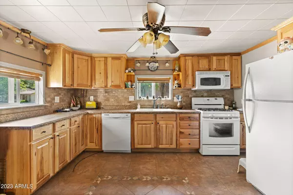 22570 S STONE Way, Yarnell, AZ 85362