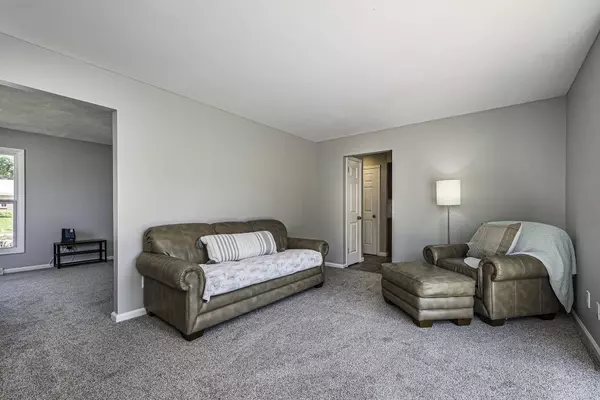 229 Luray NW Avenue, Grand Rapids, MI 49504