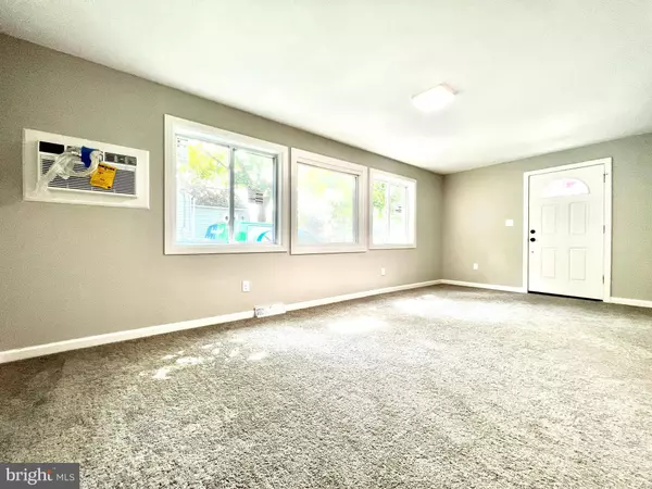 789 TACOMA BLVD, Westville, NJ 08093