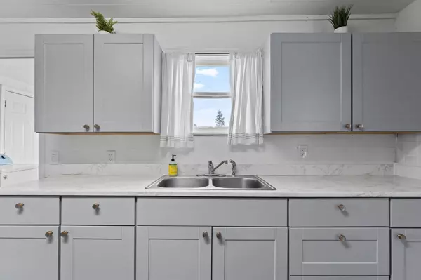 7211 E 3rd Ave, Spokane, WA 99212